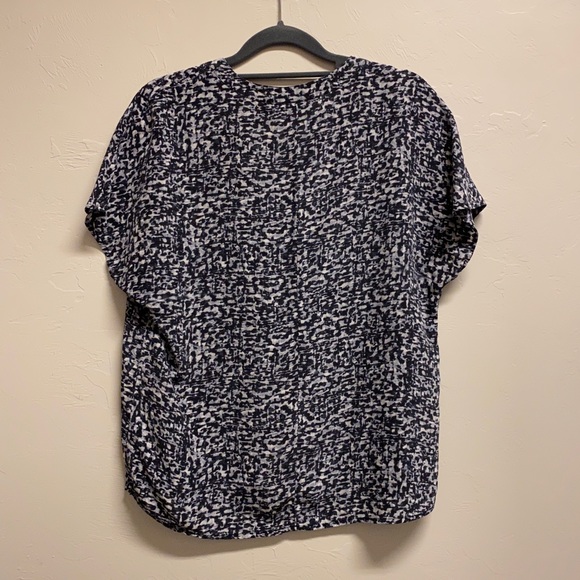 Halogen 100% Silk Floral Top - Picture 5 of 5